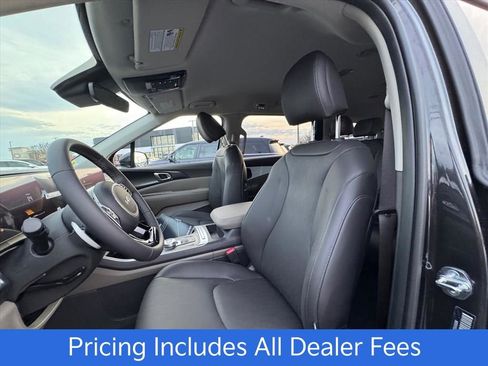 New 2026 Kia Carnival LXS FWD image 11