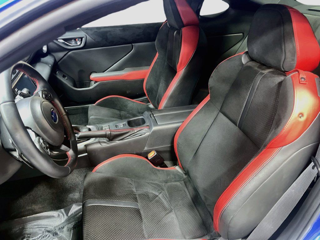 Used 2025 Subaru BRZ Limited RWD image 21