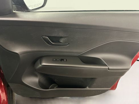 Used 2024 Hyundai Kona SEL AWD/4WD image 32