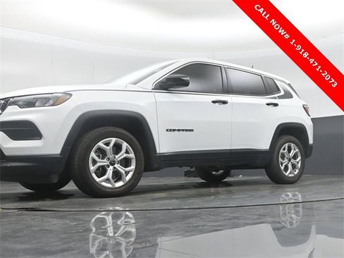 New 2025 Jeep Compass Sport w/ Mopar Graphics Package image 33