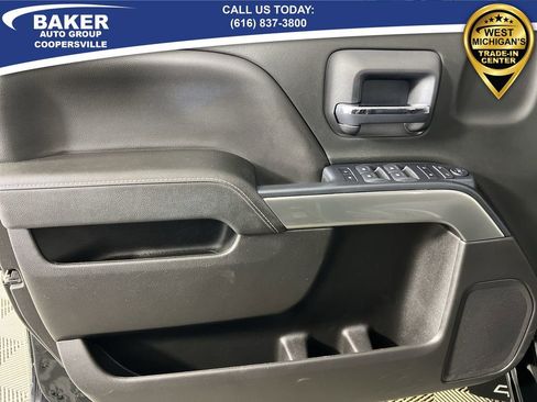 Used 2018 Chevrolet Silverado 1500 LT w/ All Star Edition image 19