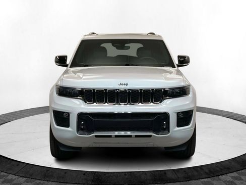 Certified 2022 Jeep Grand Cherokee Overland image 8