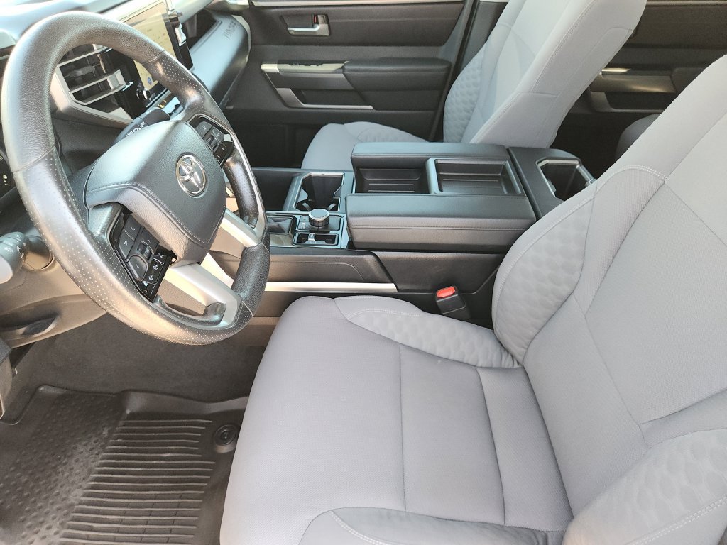Used 2024 Toyota Tundra SR5 w/ SR5 Convenience Package AWD/4WD image 15