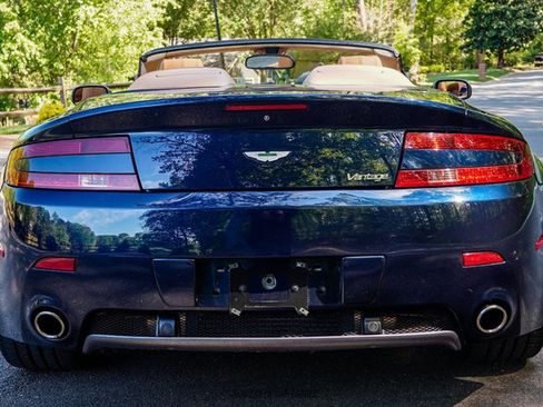 Used 2008 Aston Martin V8 Vantage Roadster RWD image 7