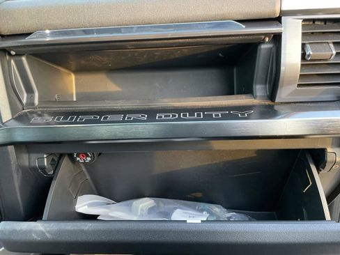 Used 2024 Ford F250 Lariat w/ FX4 Off-Road Package image 49