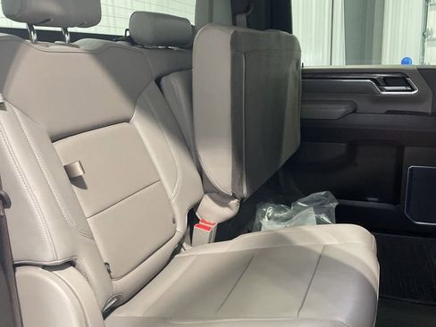 Used 2024 Chevrolet Silverado 2500 LTZ image 31