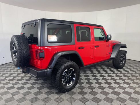 Certified 2025 Jeep Wrangler Unlimited Rubicon 4xe w/ Convenience Group AWD/4WD image 6