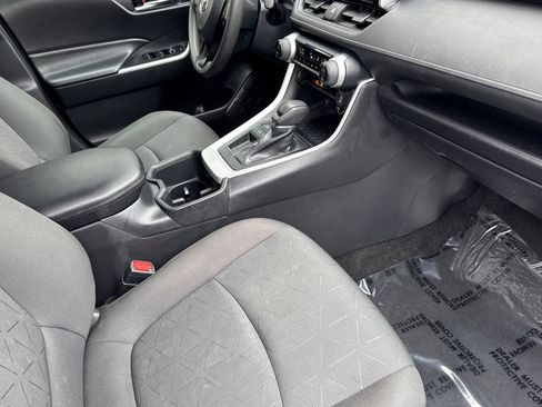 Certified 2024 Toyota RAV4 XLE FWD image 16
