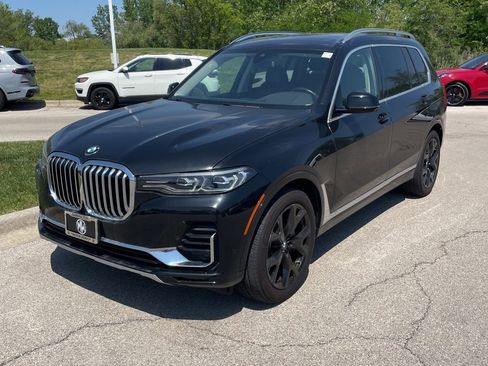 Used 2020 BMW X7 xDrive40i w/ Premium Package AWD/4WD image 3