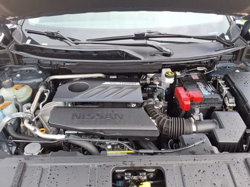 Used 2025 Nissan Rogue SV FWD image 35