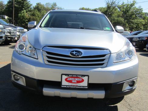 Used 2012 Subaru Outback 2.5i Limited image 2