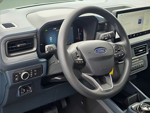 New 2026 Ford Maverick XL w/ Equipment Group 101A AWD/4WD image 13