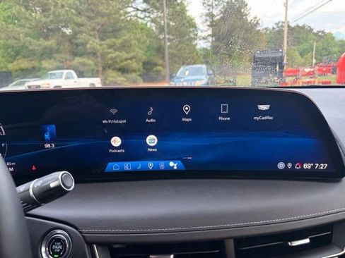 Used 2025 Cadillac CT5 Premium Luxury RWD image 9