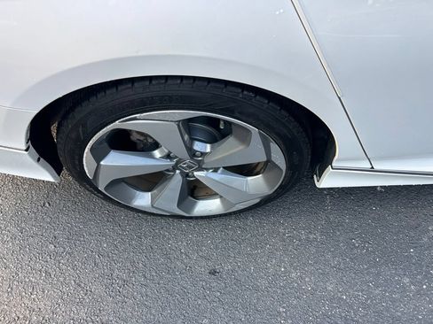 Used 2020 Honda Accord Touring image 13