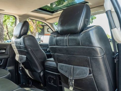 Used 2015 RAM 2500 Limited AWD/4WD image 43