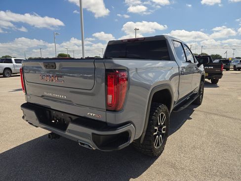 Used 2025 GMC Sierra 1500 AT4 w/ AT4 Premium Package AWD/4WD image 3