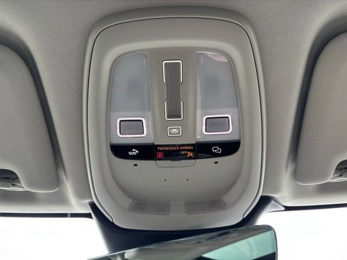 Certified 2026 Volvo XC60 B5 Plus w/ Protection Package Premier image 17