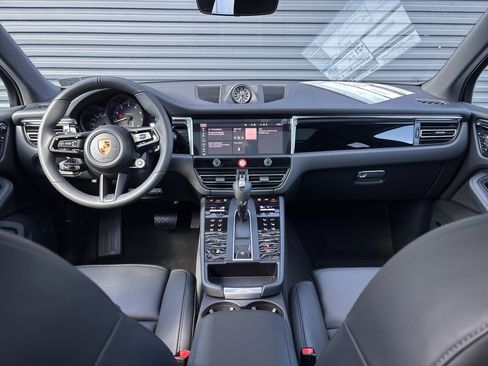 New 2026 Porsche Macan AWD/4WD image 12
