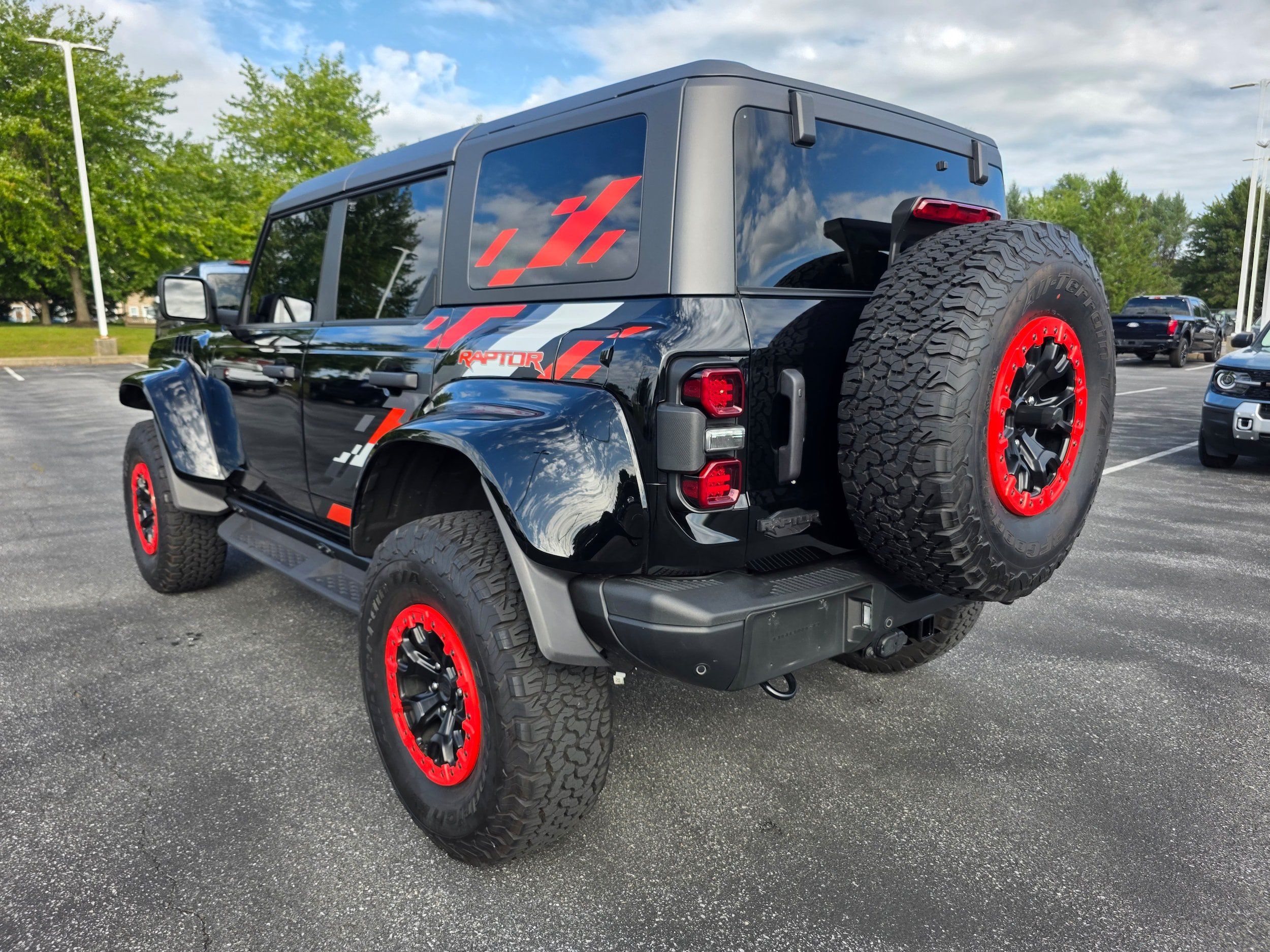 Used 2024 Ford Bronco Raptor AWD/4WD image 3