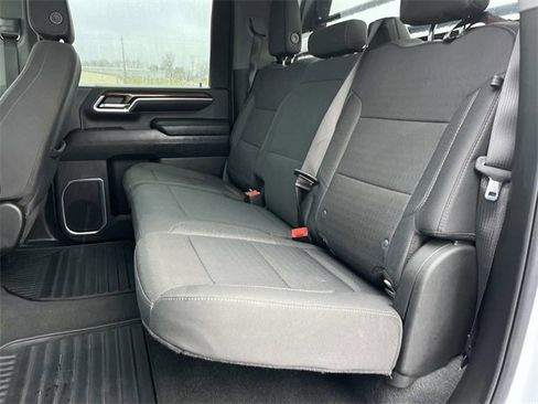 Used 2024 Chevrolet Silverado 3500 LT image 22