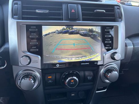 Used 2022 Toyota 4Runner SR5 Premium image 21