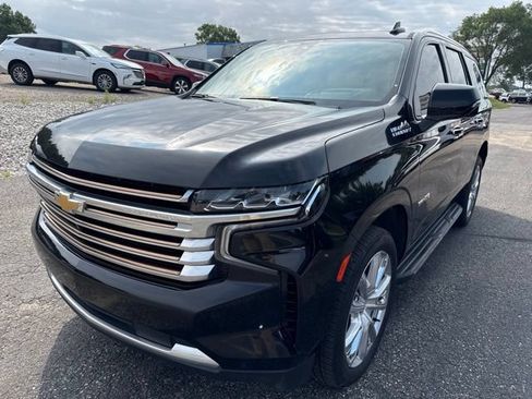 Certified 2022 Chevrolet Tahoe High Country AWD/4WD image 2