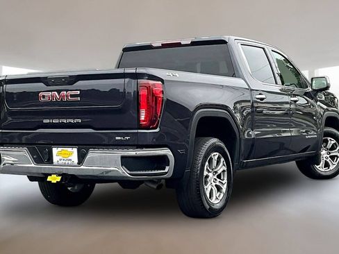 Used 2025 GMC Sierra 1500 SLT AWD/4WD image 6