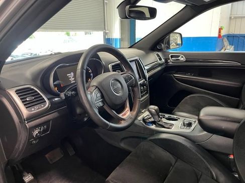Used 2018 Jeep Grand Cherokee Trailhawk AWD/4WD image 22