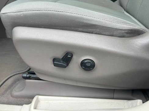 Certified 2017 Chrysler Pacifica Touring FWD image 13