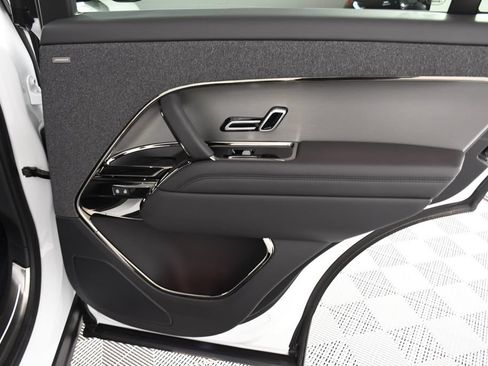 Certified 2025 Land Rover Range Rover Sport AWD/4WD image 20