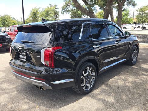 Used 2023 Hyundai Palisade Limited w/ Cargo Package AWD/4WD image 5