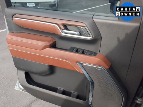 Used 2024 GMC Sierra 3500 Denali Ultimate image 10