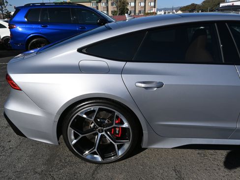 Used 2024 Audi RS 7 Performance image 28