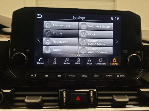 Used 2022 Nissan Pathfinder Platinum w/ Cargo Package FWD image 25
