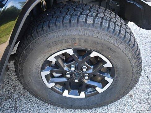 Used 2023 Jeep Wrangler Unlimited Sahara AWD/4WD image 15