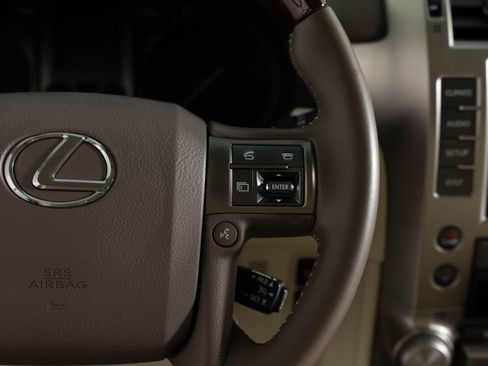 Used 2013 Lexus GX 460 w/ Comfort Plus Pkg AWD/4WD image 31