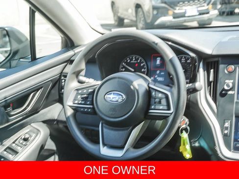Used 2025 Subaru Outback AWD/4WD image 16