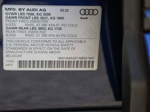 Used 2022 Audi e-tron Premium w/ Convenience Plus Package image 22