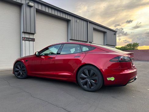 Used 2023 Tesla Model S Standard Range image 8