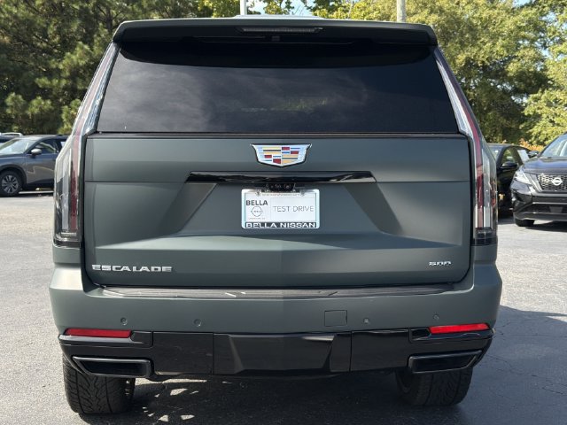 Used 2025 Cadillac Escalade Sport RWD image 4