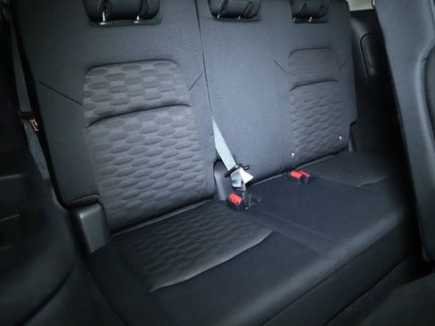 Certified 2025 Nissan Pathfinder SV FWD image 34