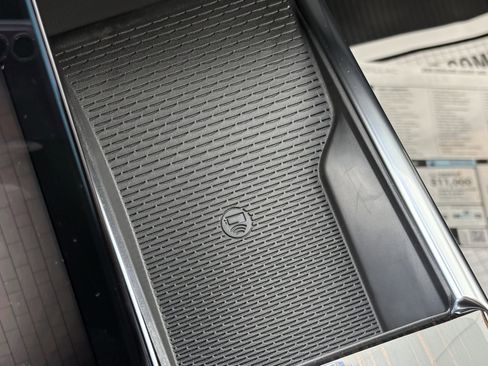 New 2026 Cadillac Escalade Luxury w/ Touring Package image 32