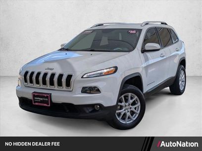 Used 2016 Jeep Cherokee Latitude w/ Safety/Convenience Group