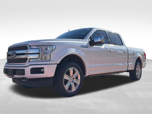Certified 2018 Ford F150 Platinum w/ Technology Package AWD/4WD image 4