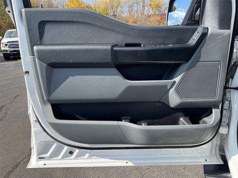 Used 2023 Ford F150 XL w/ Trailer Tow Package image 11