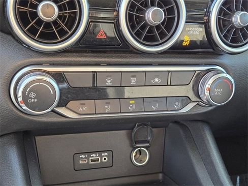 Used 2023 Nissan Sentra SV image 23
