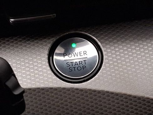 Used 2021 Ford Mustang Mach-E Select w/ Comfort/Appearance Package image 28