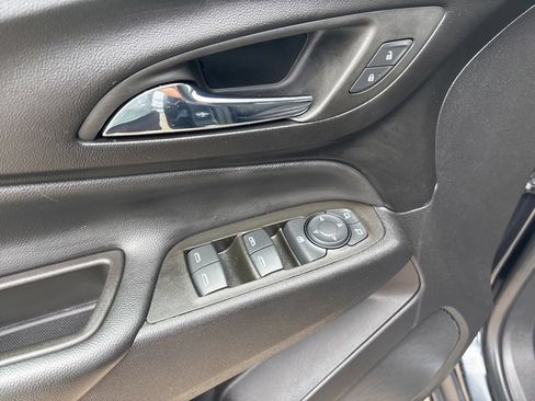 Used 2023 Chevrolet Equinox LT AWD/4WD image 12
