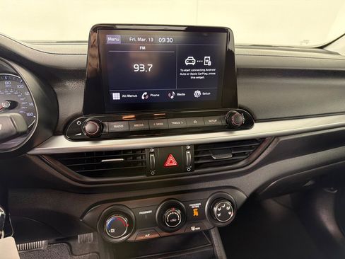 Used 2023 Kia Forte LXS image 17