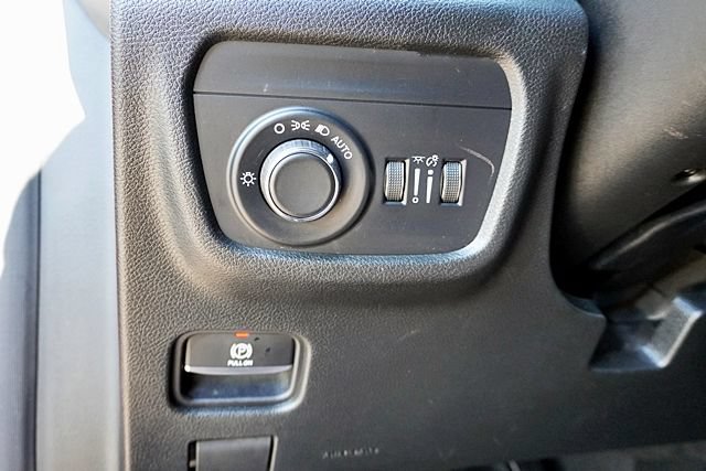 Used 2021 Jeep Grand Cherokee L Laredo AWD/4WD image 35
